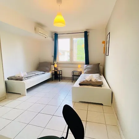 Apartment Bege Worknest *